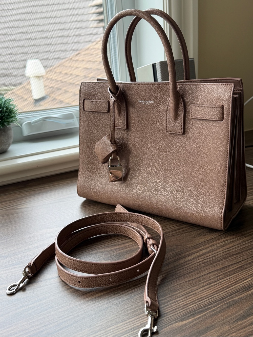 Saint Laurent Sac de Jour grained leather - Dusty Rose Taupe - Picture 15 of 15